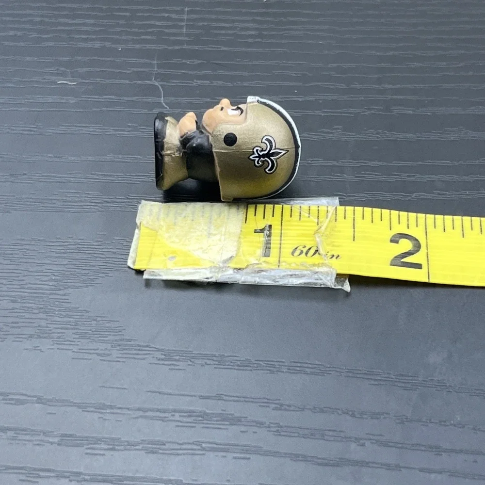 TeenyMates Legends Series New Orleans Saints NFL Mini Figure Party Animal